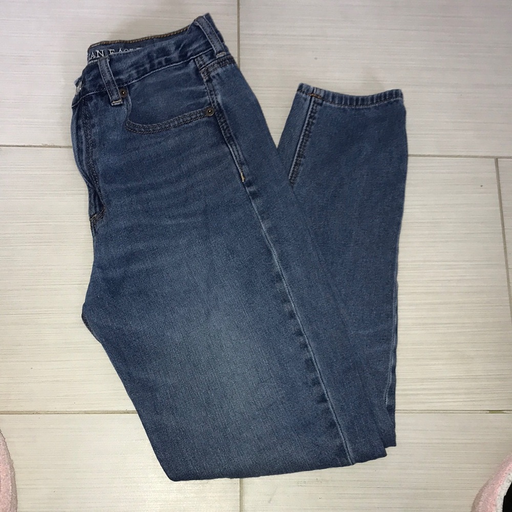 American Eagle Mom Jeans